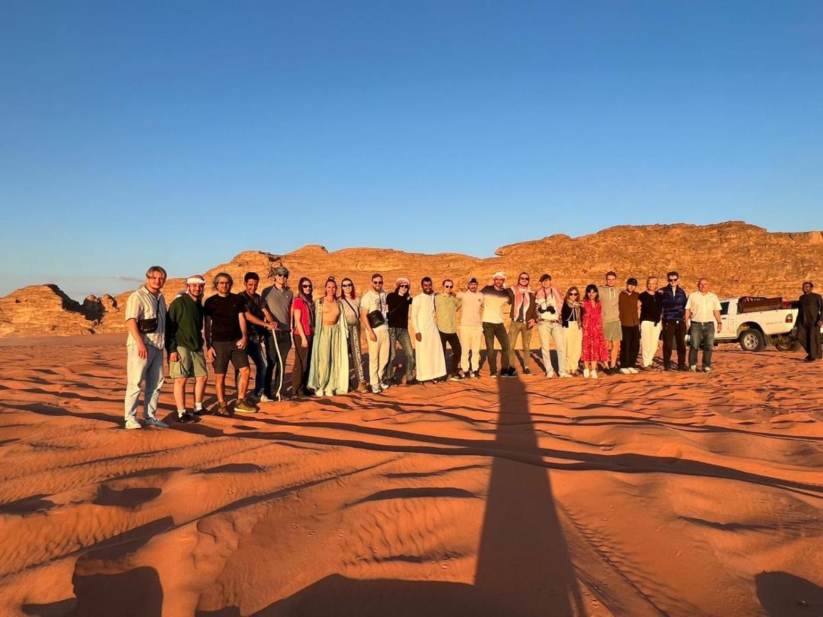 Hotel Zawaideh desert Camp Wadi Rum Exterior foto